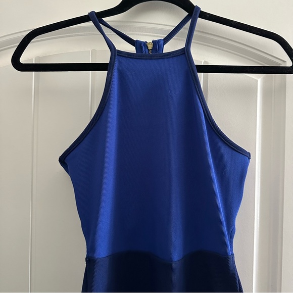 Express Dress - Picture 4 of 5